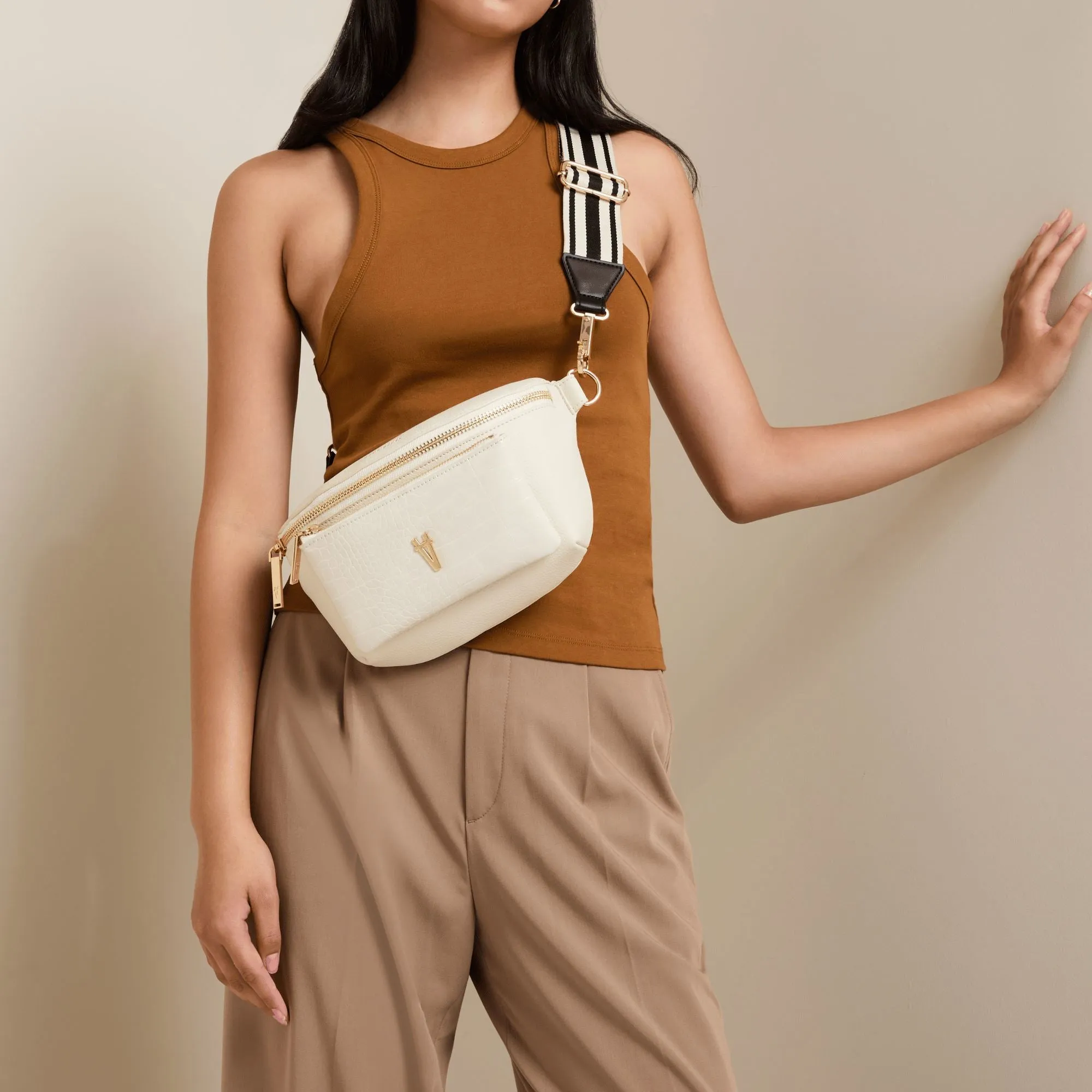 Bright Spark Crossbody - Pale Vanilla