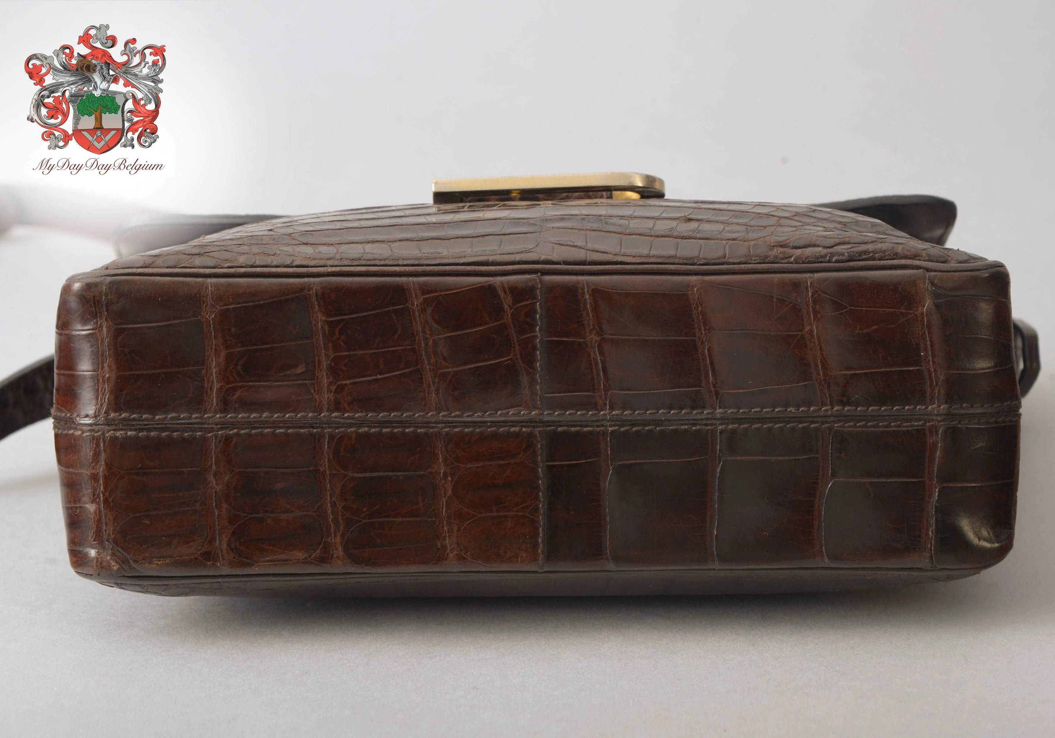 Delvaux Poirier crossbody/shoulder bag 1977