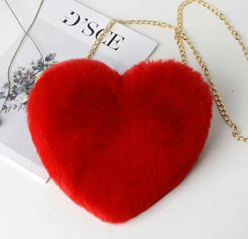 Heart-Shaped Fluffy Shoulder Bag