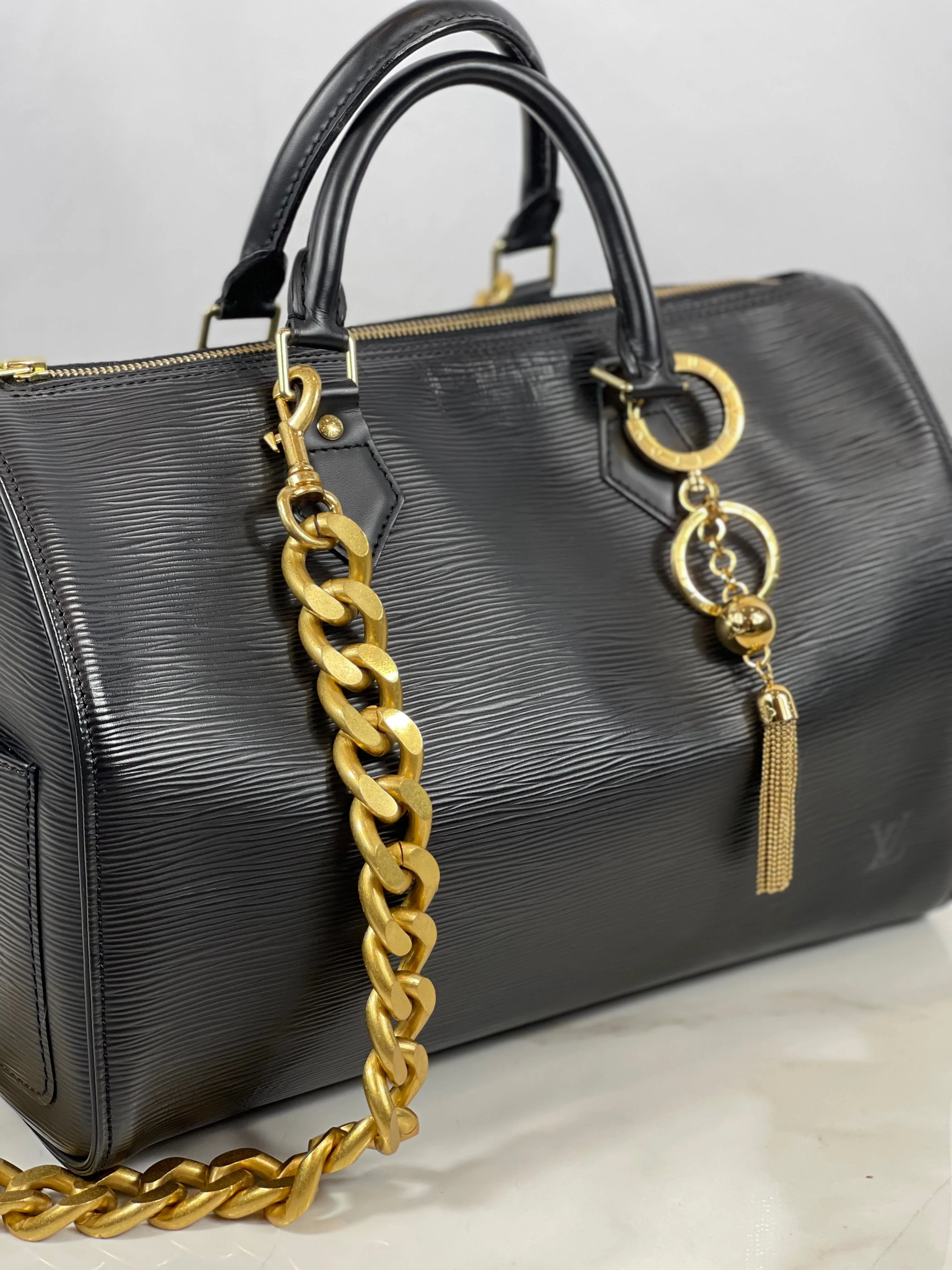 "CUBANO" Chunky Matte Gold Crossbody Chain Strap