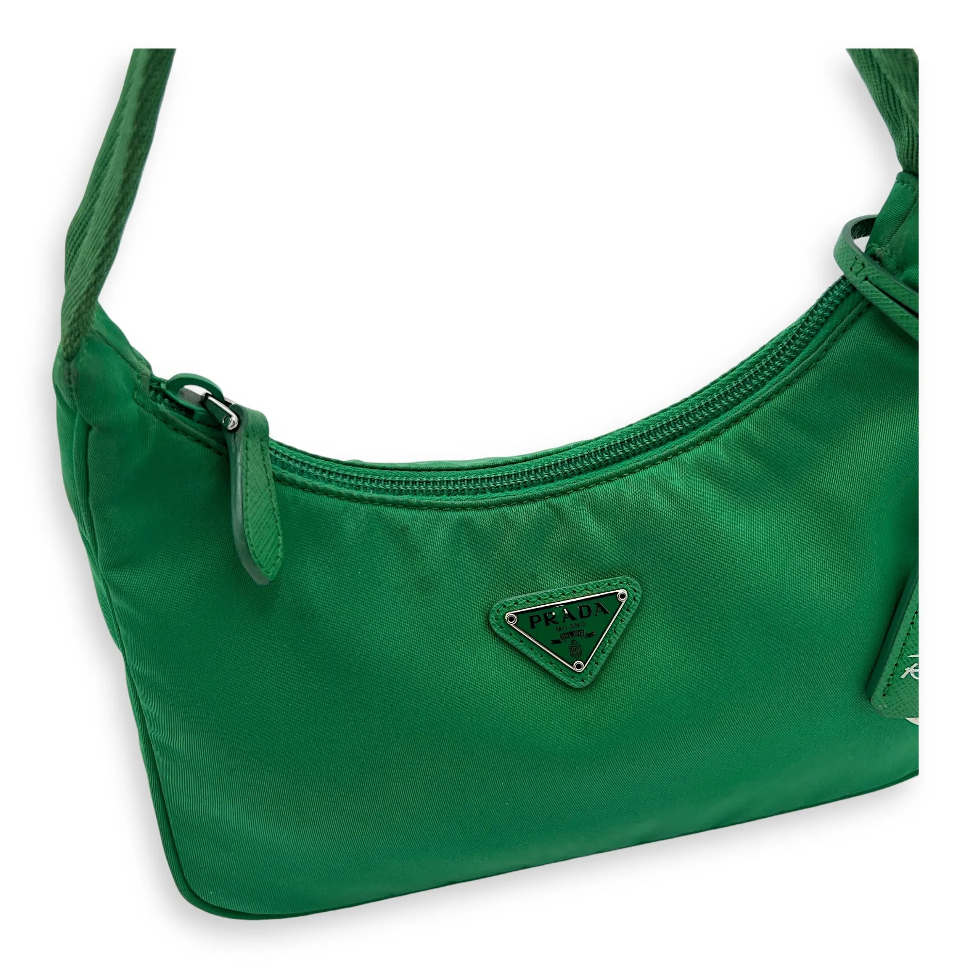 Re-Edition 2000 Shoulder Bag Green in Nylon, Silver hardware