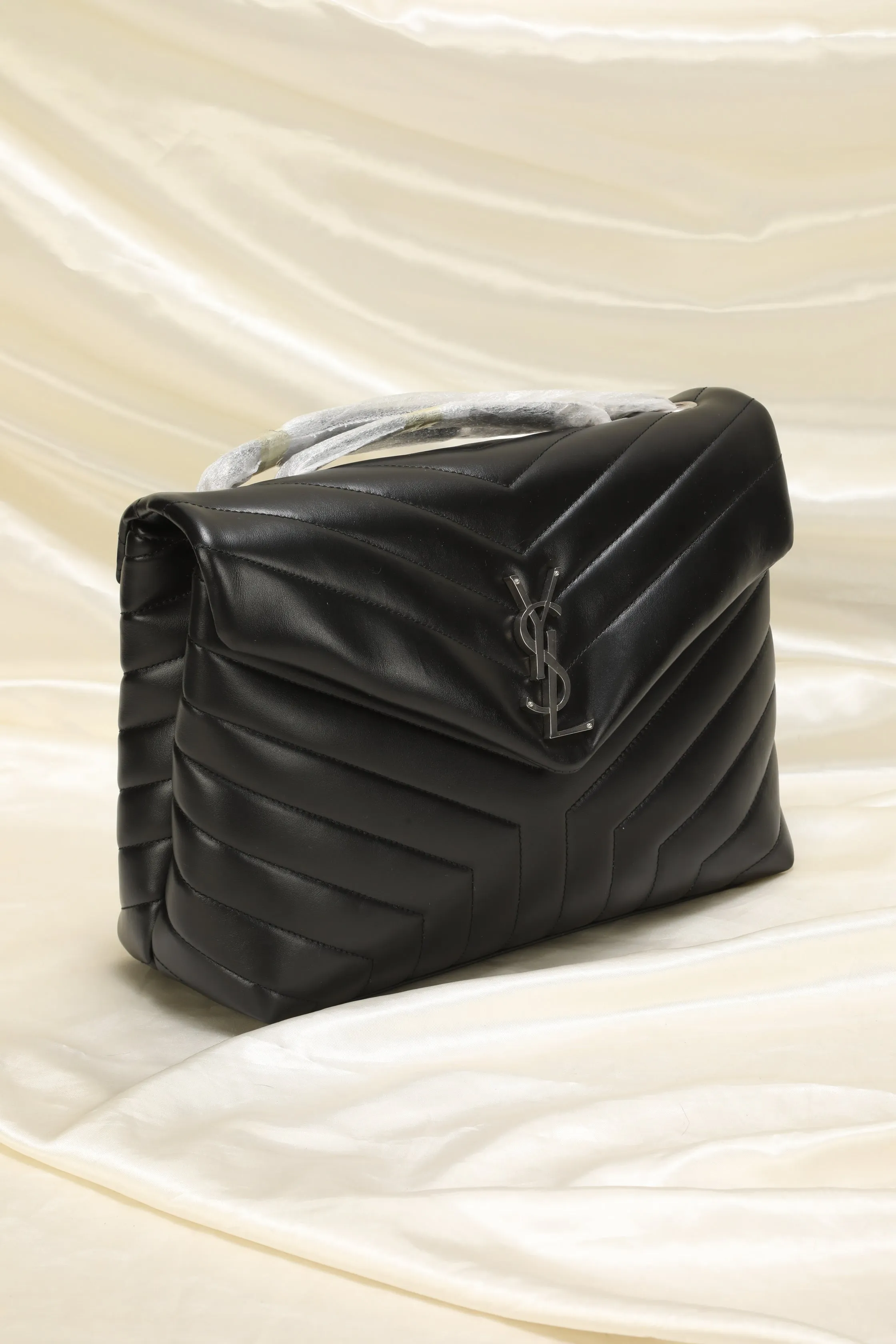 Saint Laurent Medium LouLou